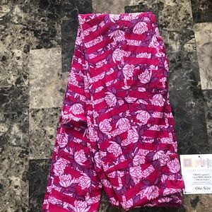 Lularoe One Size OS Leggings Pink floral NEW